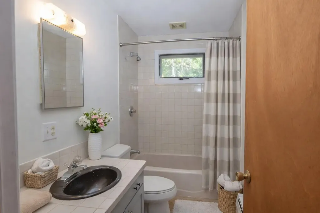 27 Peabody Road Eustis ME 04936