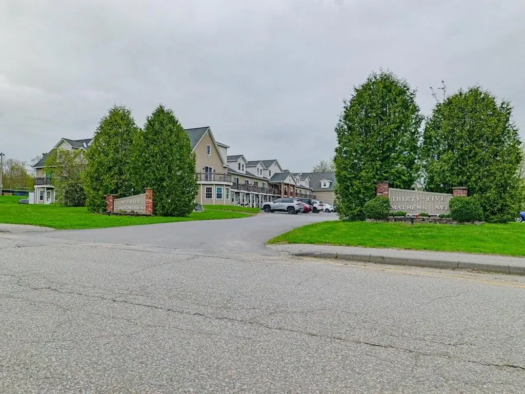 35 Mathews Avenue Waterville ME 04901