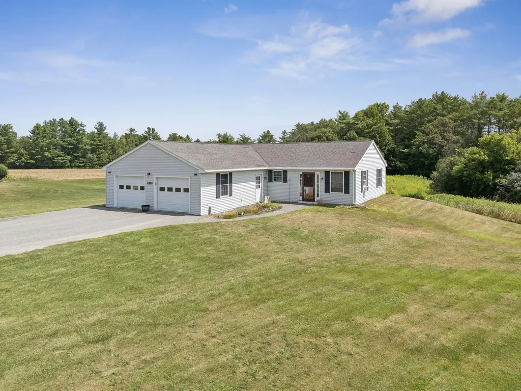 14 Cody Way Sidney ME 04330