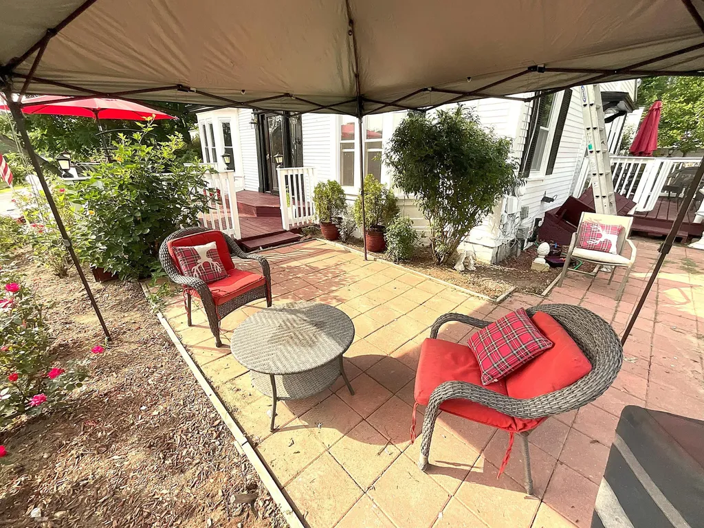 19 Depot Street Buxton ME 04093