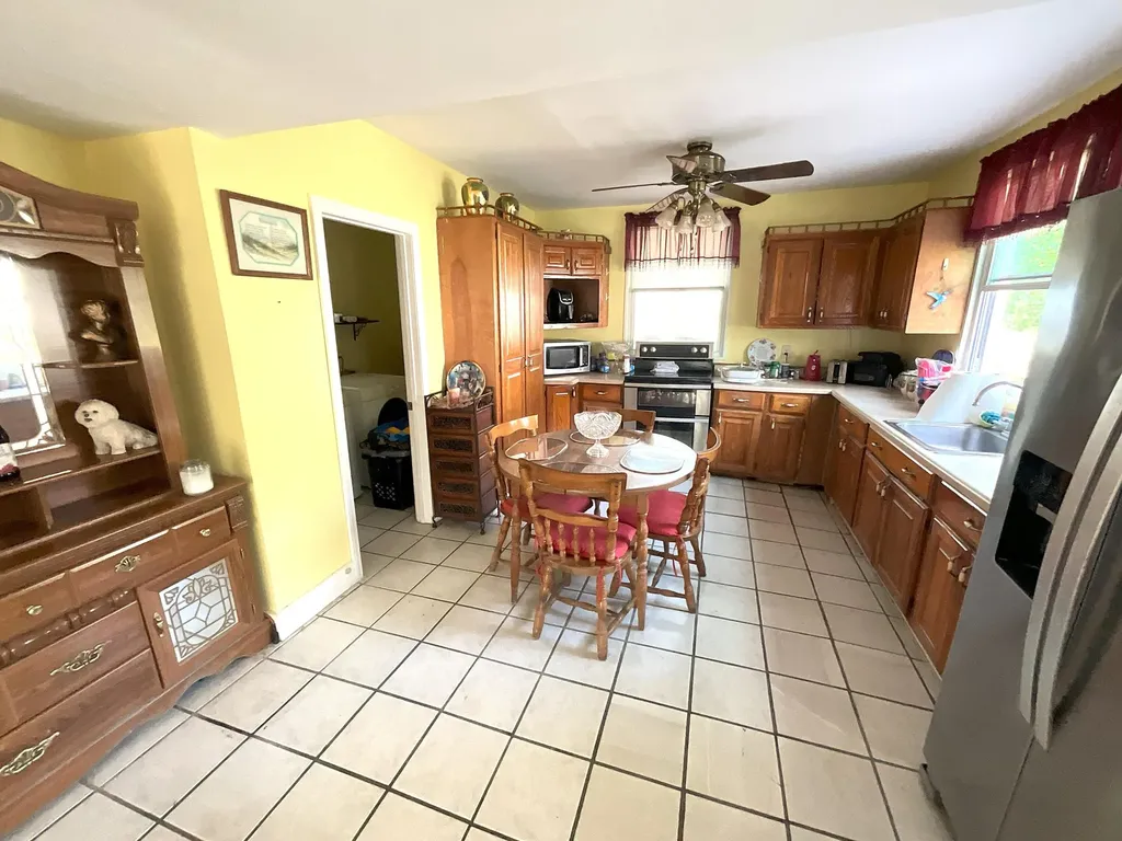 19 Depot Street Buxton ME 04093
