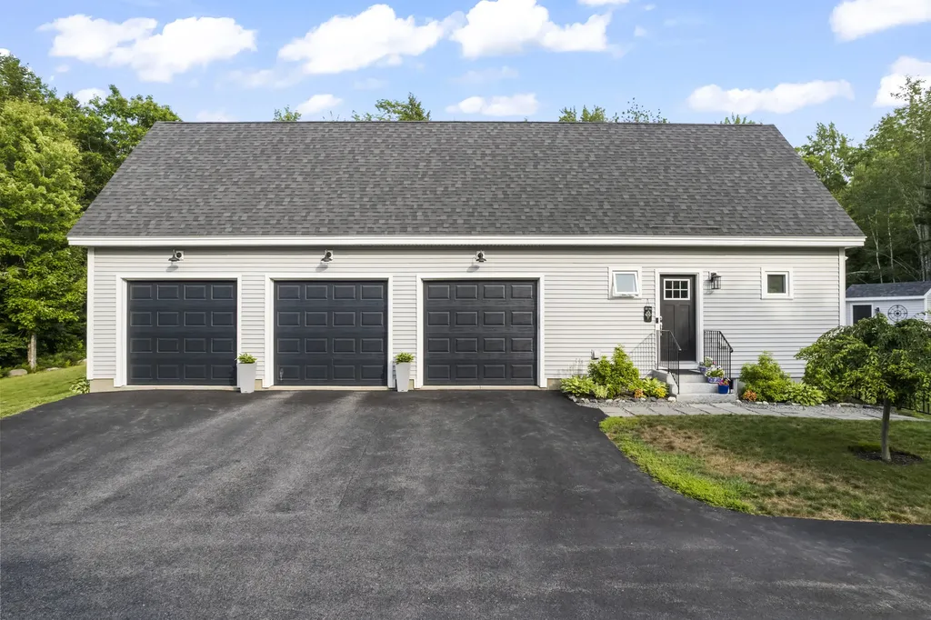 6 Weeks Lane Windham ME 04062