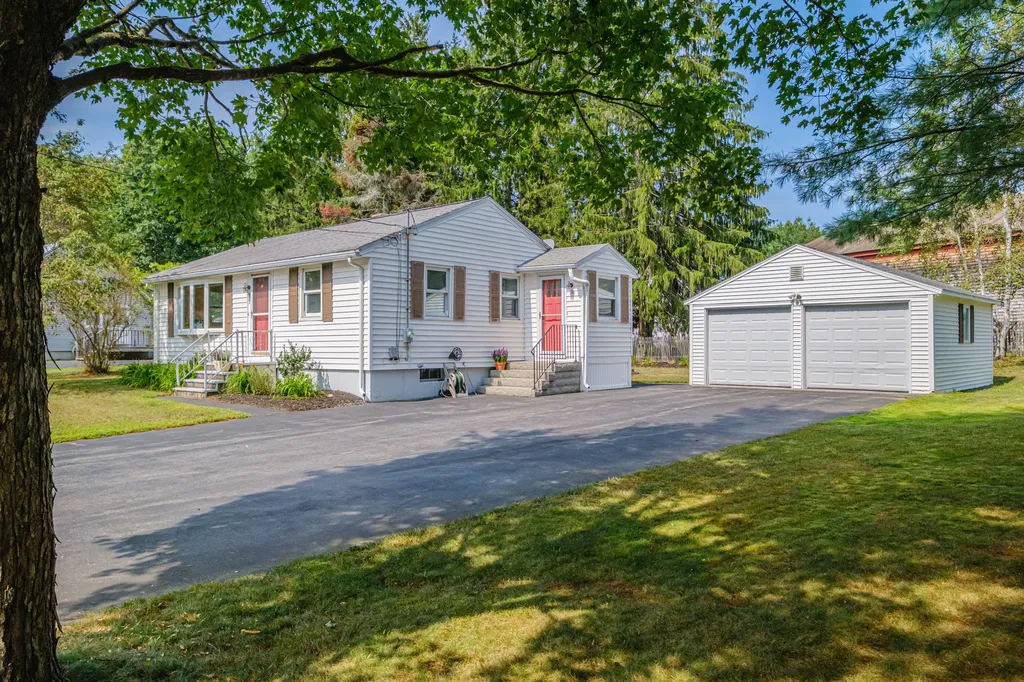 75 Puritan Drive Westbrook ME 04092