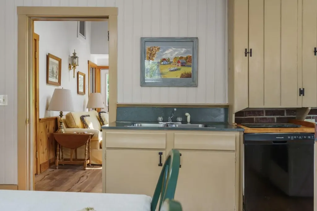 261 Ocean Point Road Boothbay Harbor ME 04538