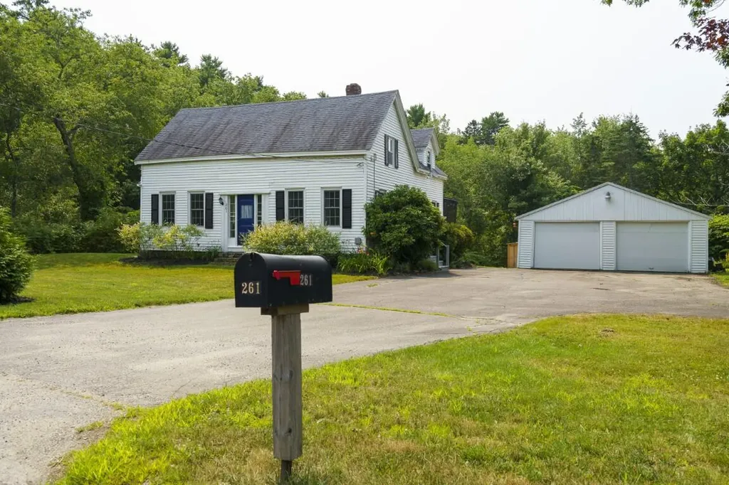 261 Ocean Point Road Boothbay Harbor ME 04538