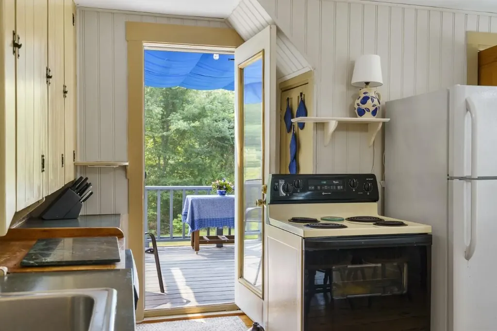 261 Ocean Point Road Boothbay Harbor ME 04538