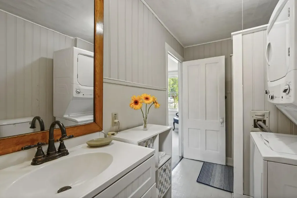 261 Ocean Point Road Boothbay Harbor ME 04538
