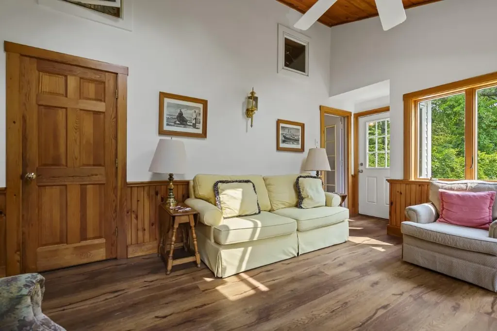 261 Ocean Point Road Boothbay Harbor ME 04538