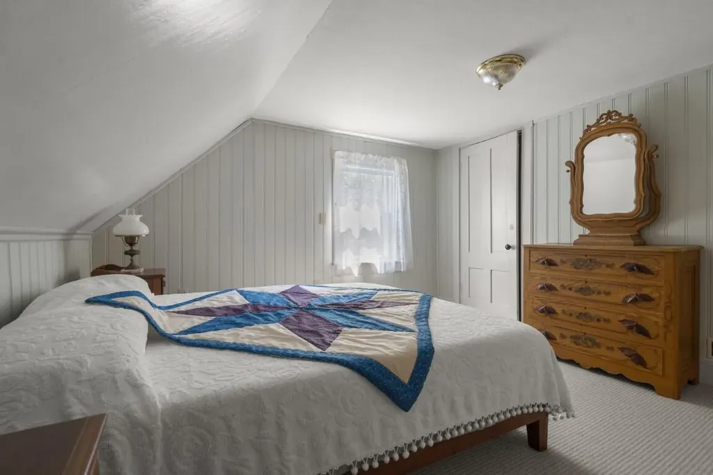 261 Ocean Point Road Boothbay Harbor ME 04538