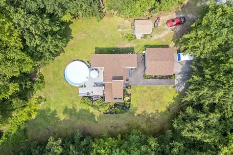 14 Mertie Drive Buxton ME 04093