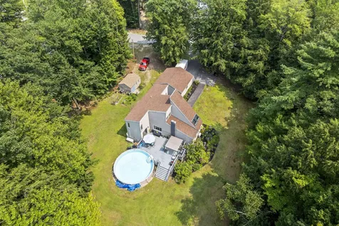14 Mertie Drive Buxton ME 04093