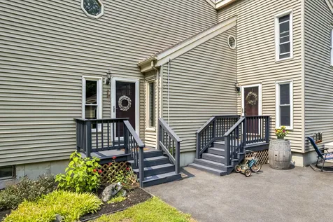 14 Mertie Drive Buxton ME 04093