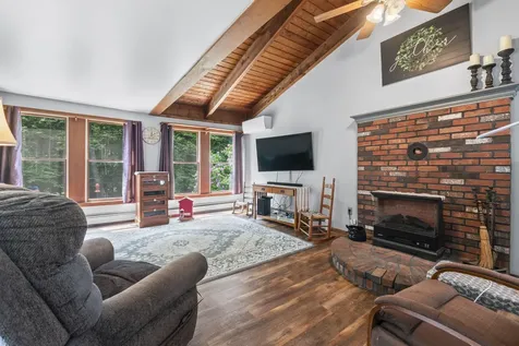 14 Mertie Drive Buxton ME 04093