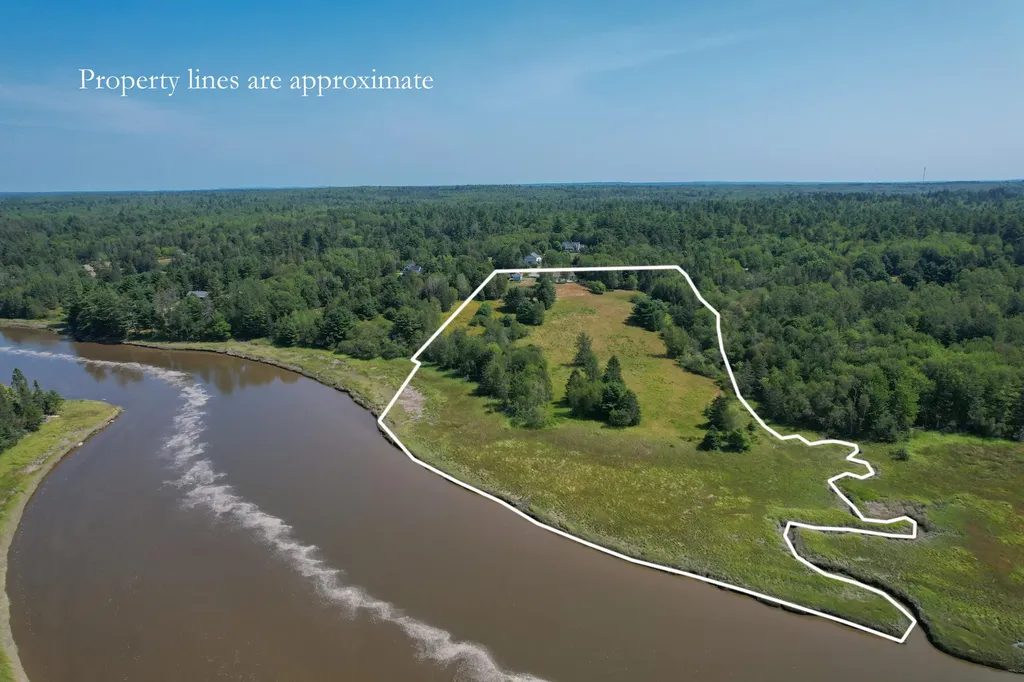 462 Kansas Road Milbridge ME 04658