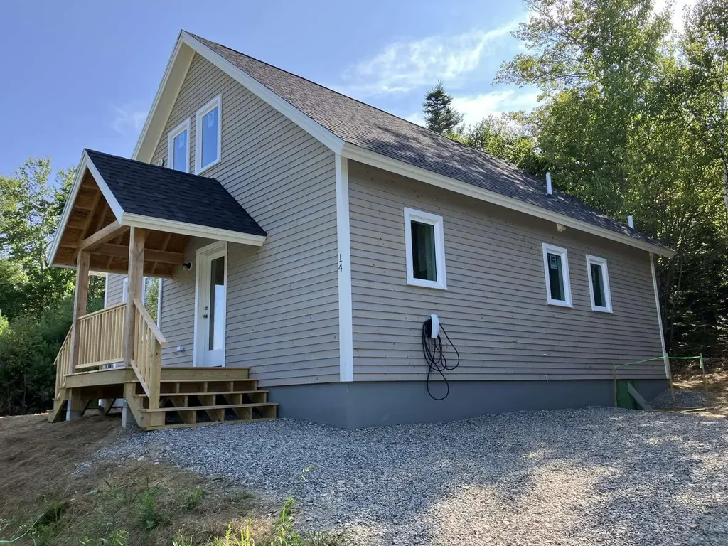 14 Osprey Lane Searsport ME 04974