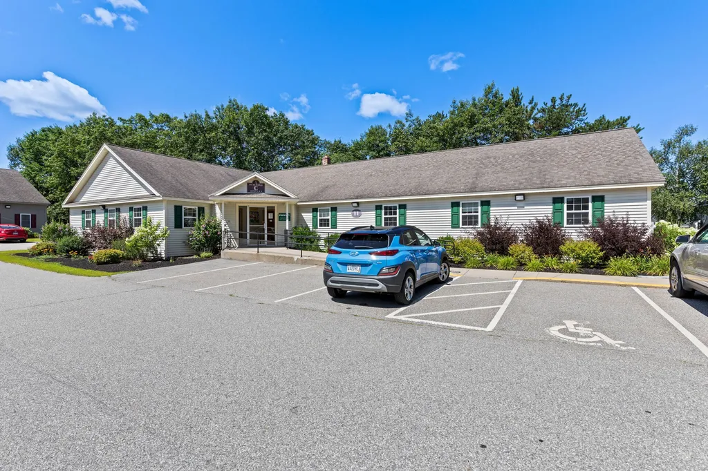 1137 Main Street Sanford ME 04073