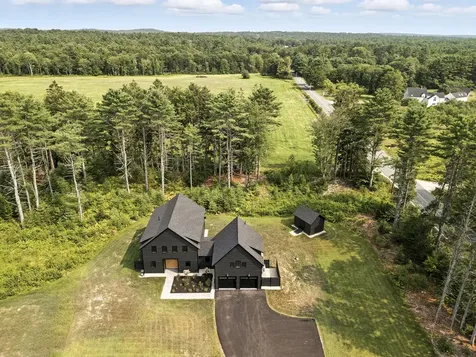 5 True Lane Pownal ME 04069
