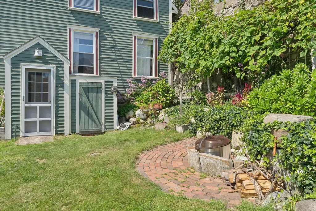 23-25 Waterville Street Portland ME 04101