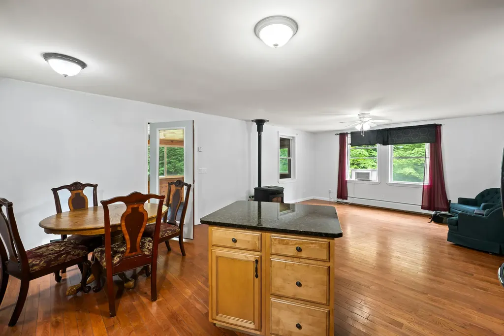 372 Bear Pond Road Waterford ME 04088