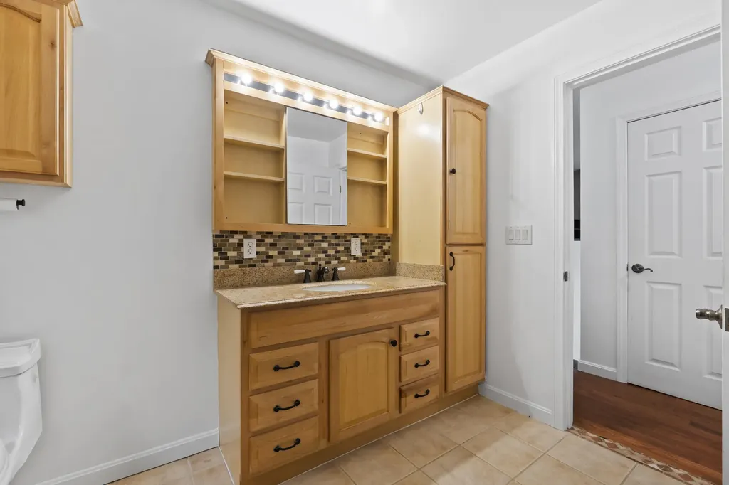 372 Bear Pond Road Waterford ME 04088