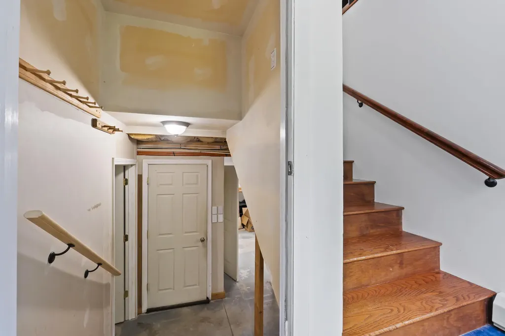 372 Bear Pond Road Waterford ME 04088