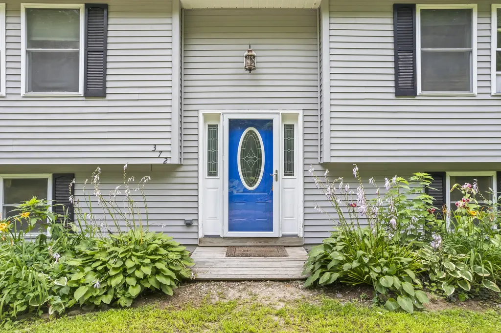 372 Bear Pond Road Waterford ME 04088