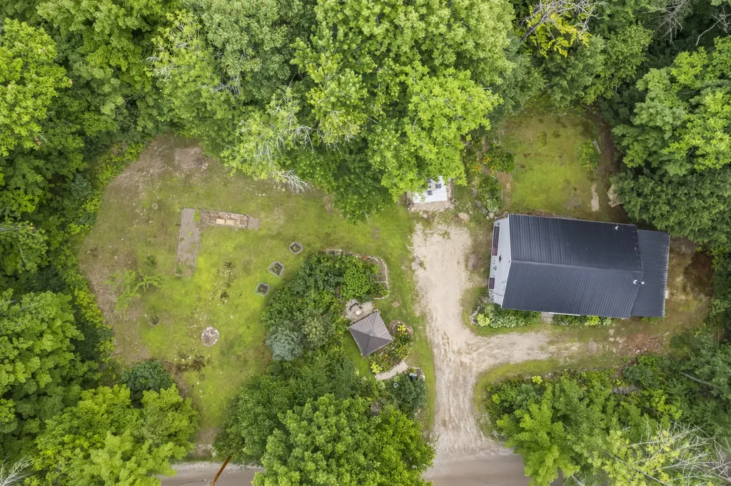 372 Bear Pond Road Waterford ME 04088