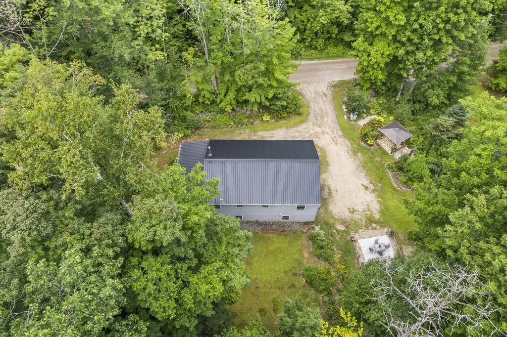 372 Bear Pond Road Waterford ME 04088