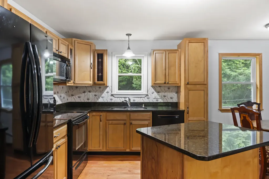 372 Bear Pond Road Waterford ME 04088