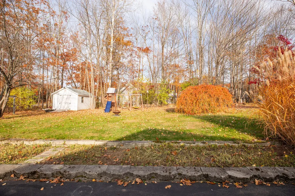 19 Jackson Drive Veazie ME 04401