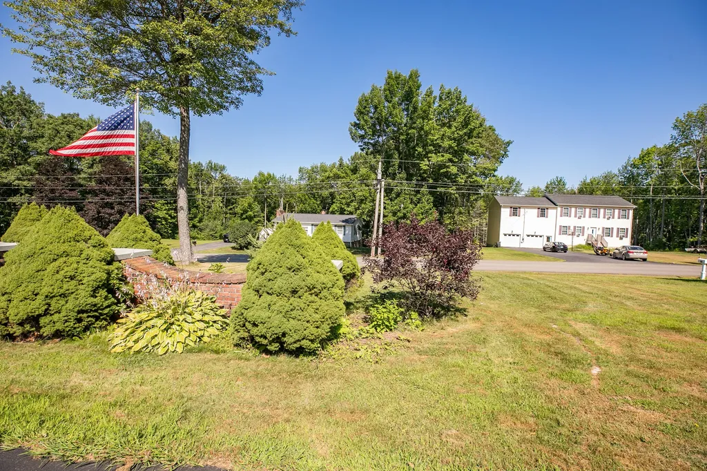 19 Jackson Drive Veazie ME 04401