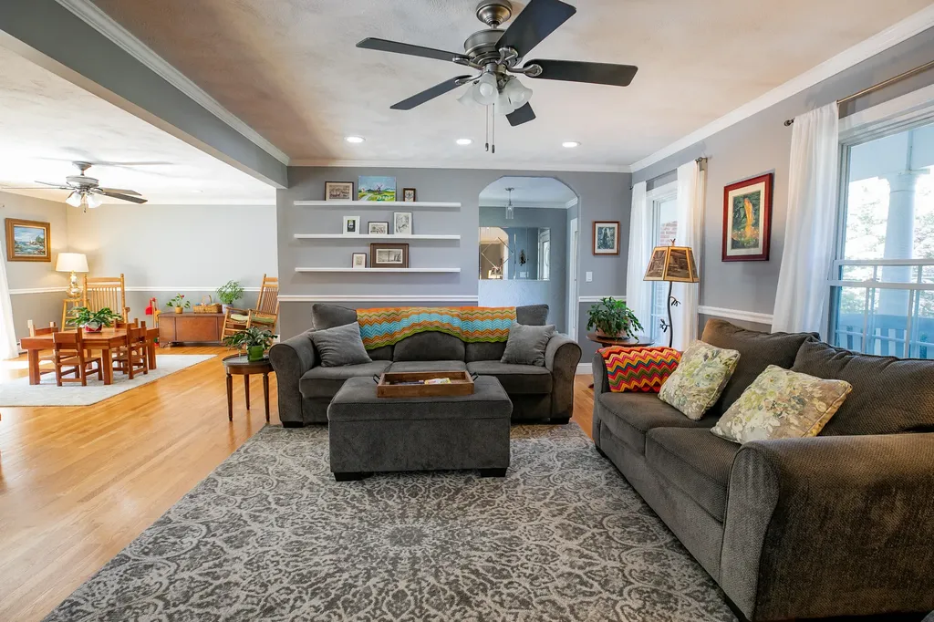 19 Jackson Drive Veazie ME 04401