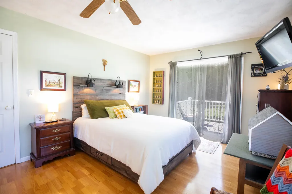 19 Jackson Drive Veazie ME 04401