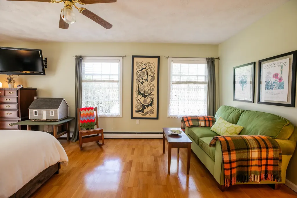 19 Jackson Drive Veazie ME 04401