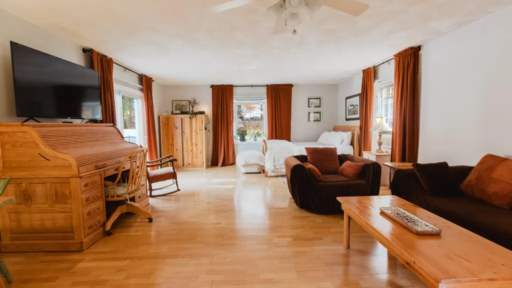19 Jackson Drive Veazie ME 04401
