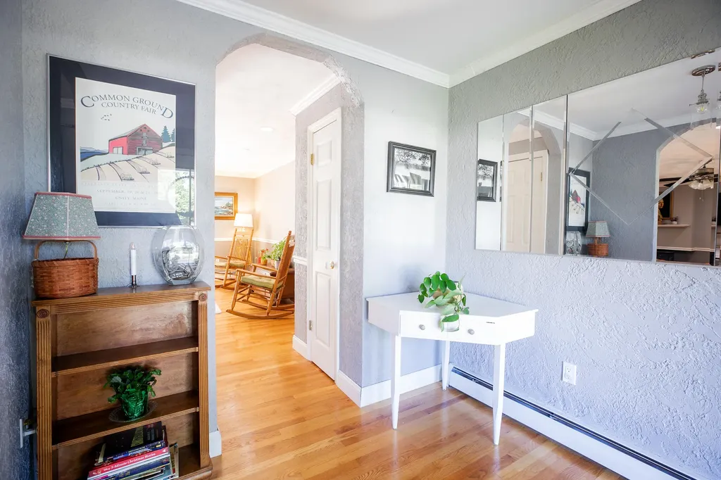 19 Jackson Drive Veazie ME 04401