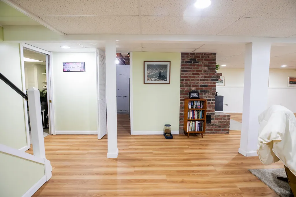 19 Jackson Drive Veazie ME 04401