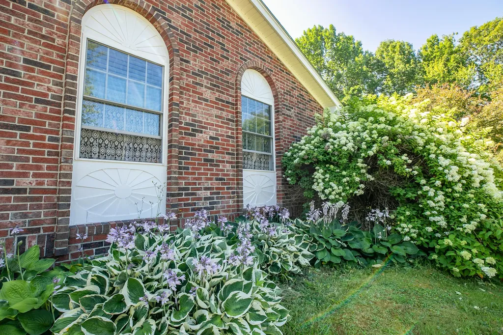 19 Jackson Drive Veazie ME 04401
