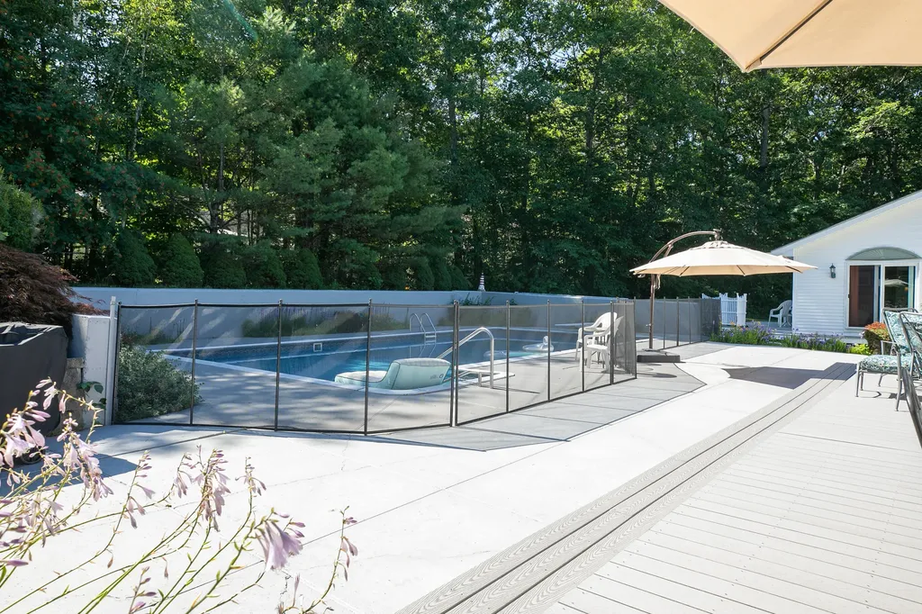 19 Jackson Drive Veazie ME 04401
