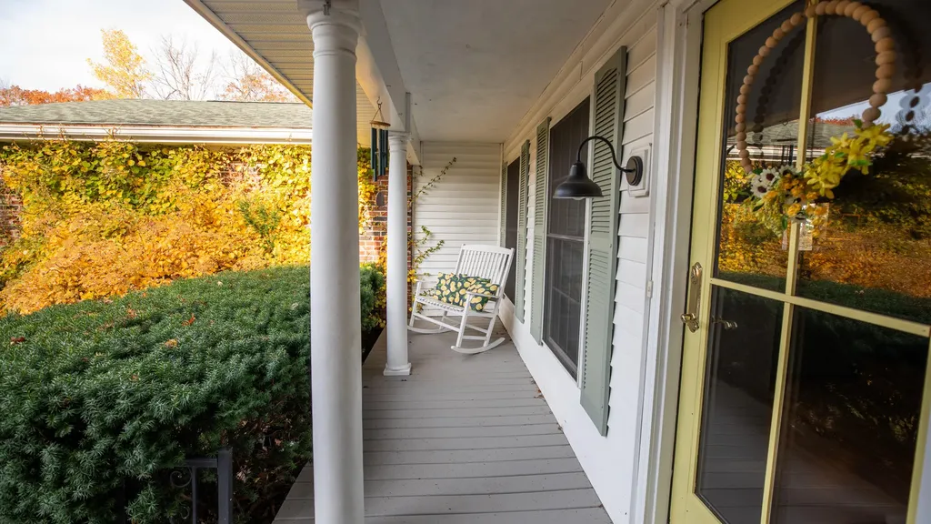 19 Jackson Drive Veazie ME 04401