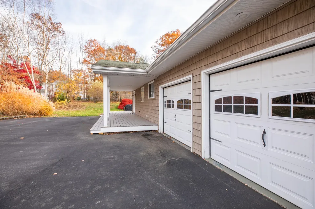 19 Jackson Drive Veazie ME 04401