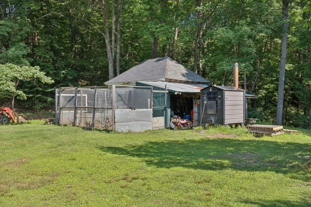 105 High Street Winthrop ME 04364