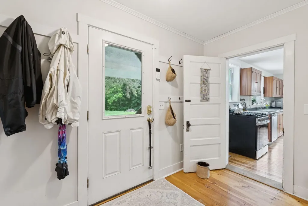 105 High Street Winthrop ME 04364