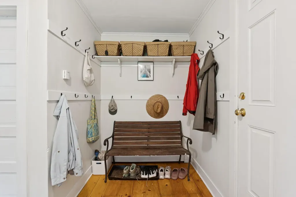 105 High Street Winthrop ME 04364