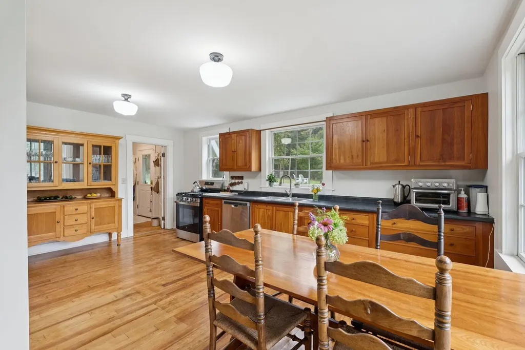 105 High Street Winthrop ME 04364