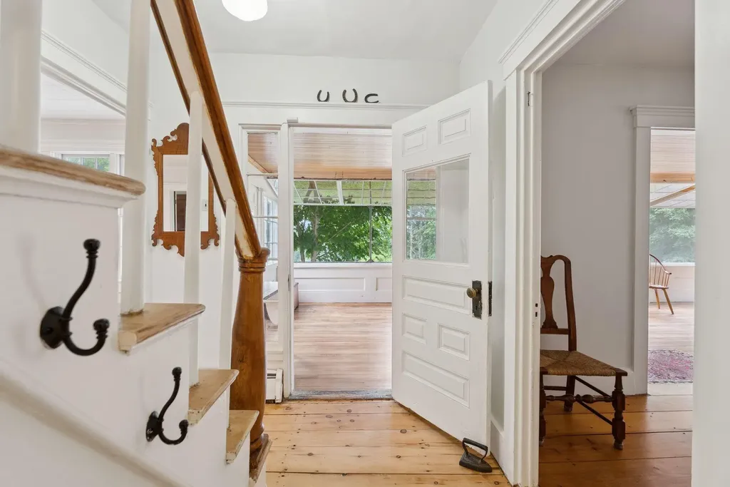 105 High Street Winthrop ME 04364