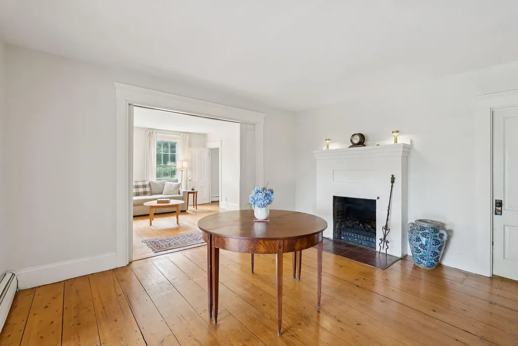105 High Street Winthrop ME 04364