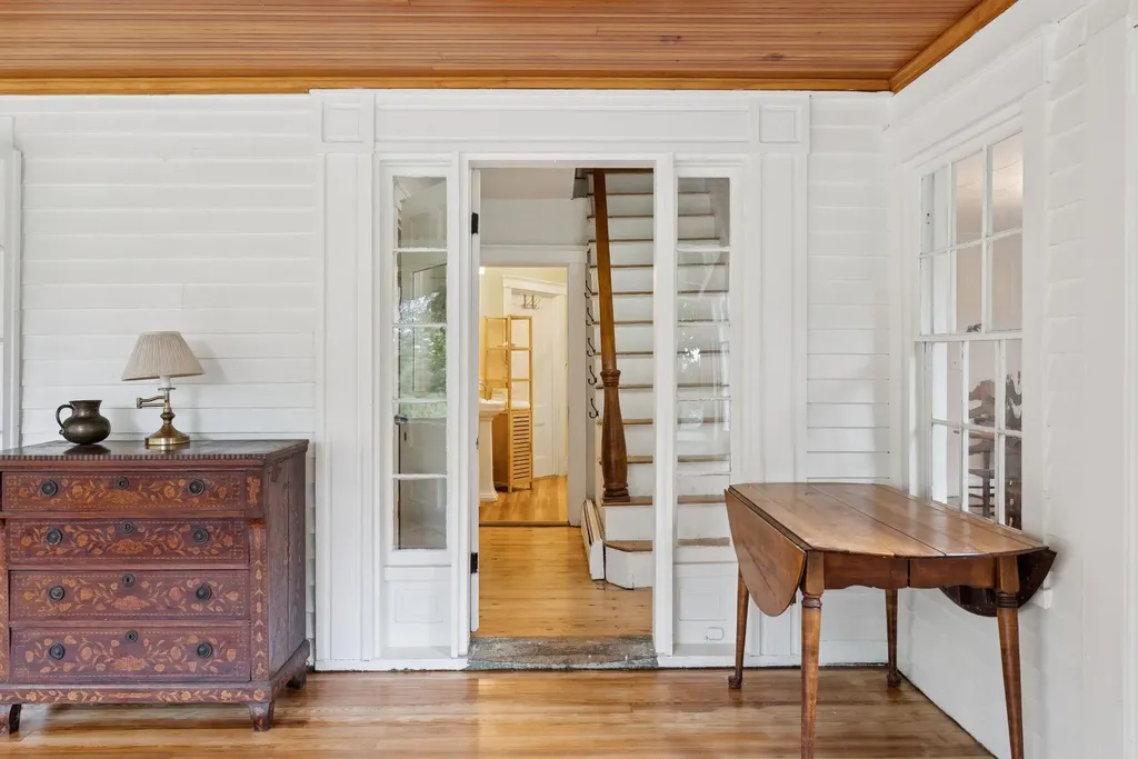 105 High Street Winthrop ME 04364