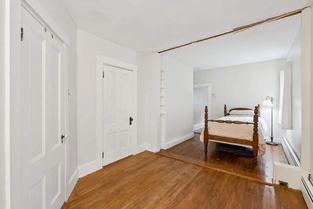 105 High Street Winthrop ME 04364
