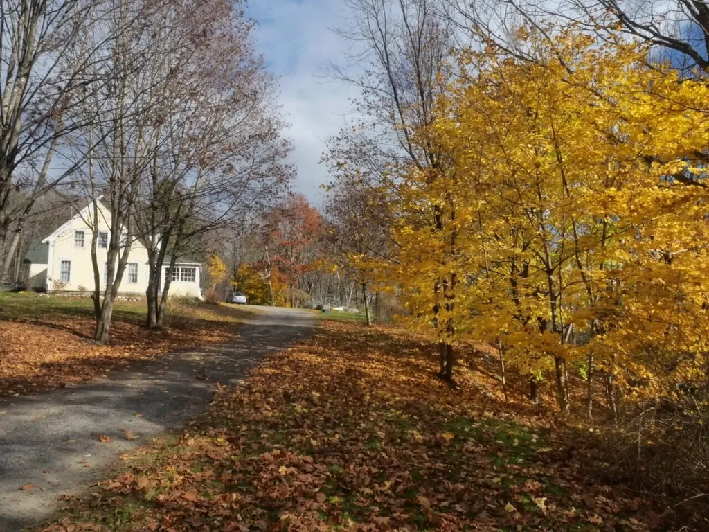 105 High Street Winthrop ME 04364